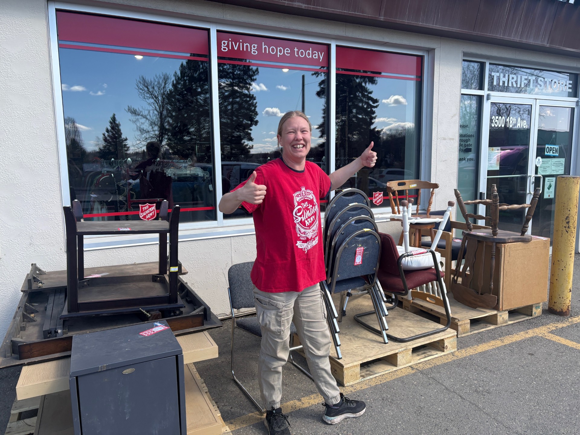 Caroline volunteers with The Salvation Army to show her appreciation